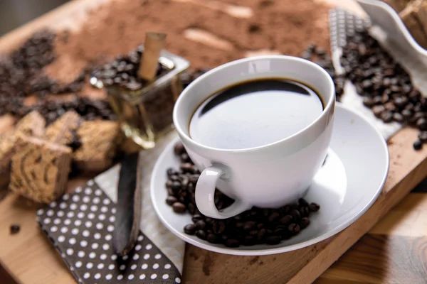 Natuurlijke traditionele koffie, huis ambient thema — Stockfoto