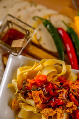 Evde yapılan doğal ve sağlıklı gıda