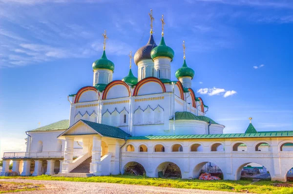 Rússia Mosteiro de ascensão de Pechersky em Nizhny Novgorod — Fotografia de Stock