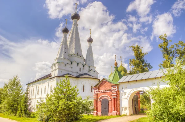 Ryssland alexeevsky kloster uglich — Stockfoto