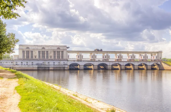 Hydroelectric panorama Volga Uglich — Stock Photo, Image