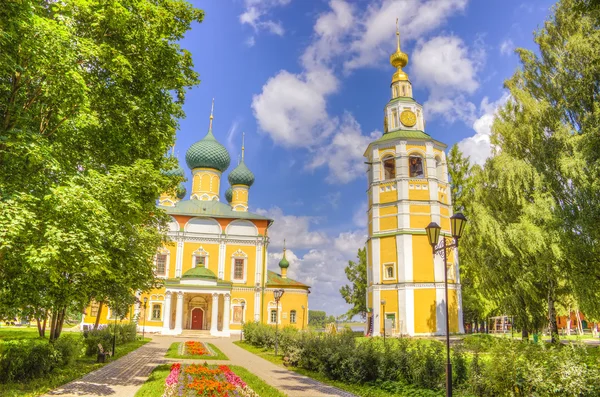 Russland spaso-preobrazhensky kathedrale uglich — Stockfoto