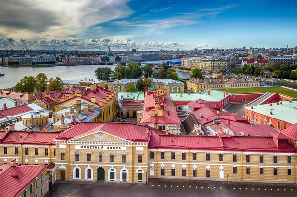Casa de la Moneda Peter y Paul fortaleza vista superior río Neva — Foto de Stock