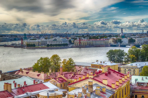 Mint  Peter and Paul fortress top view  Neva river — Stock Photo, Image