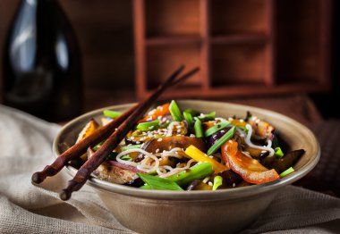 Pirinç Noodle sebzeli