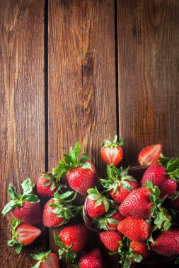 Taze organik olgun çilek 