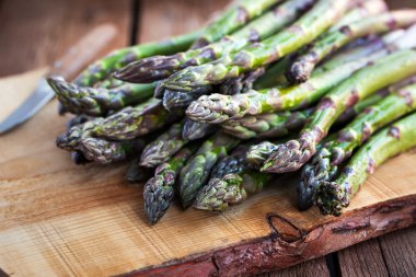 taze yeşil kuşkonmaz