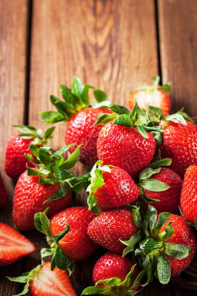 Fresh organic ripe strawberry — Stock Photo, Image
