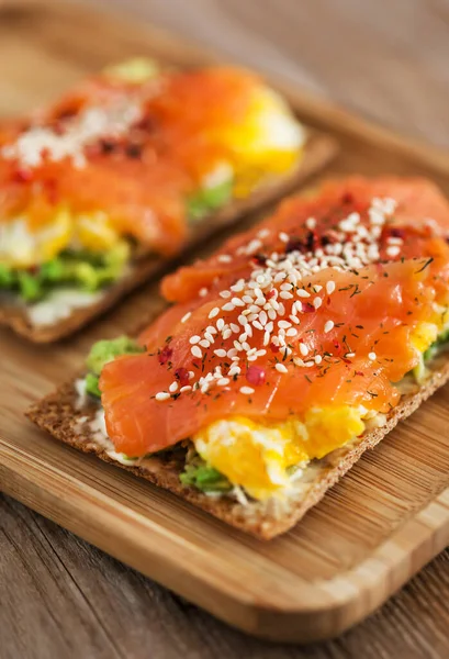 Salted Salmon Scrambled Eggs Avocado Cream Cheese Rye Crisp Toast — Stock Photo, Image