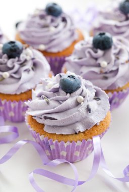 yaban mersini ve lavanta cupcakes