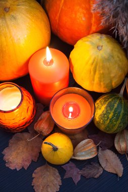 kabaklar ve mumlar