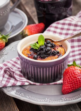 Süzme peynir güveç ve kahve bölümünü