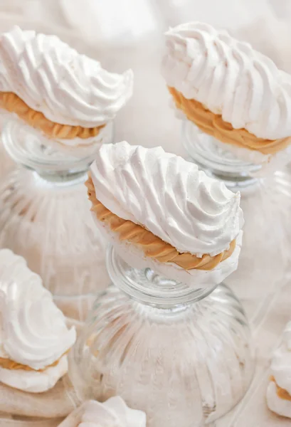 Fresh delicious meringue and cream cake — Stock Photo, Image