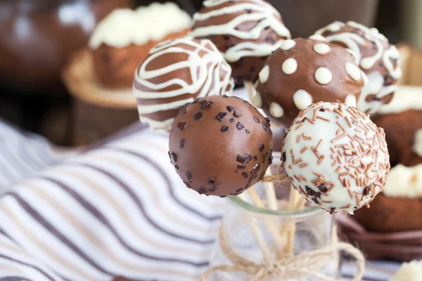 Bolo de chocolate caseiro pops — Fotografia de Stock