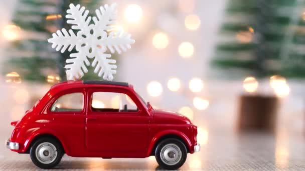 Czerwony Mini Samochód Płatek Śniegu Dachu Migające Światła — Wideo stockowe