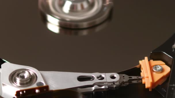 Macro Close Trabalho Abriu Disco Rígido Fechar Estrutura Interna Hdd — Vídeo de Stock