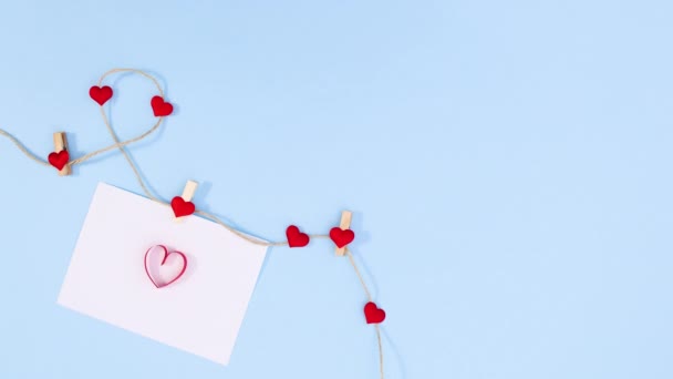 Beating Heart Valentine Day Paper Hooked Rope Romantic Stop Motion — Stock Video