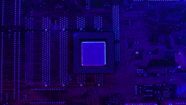 Tablero Electrónico Con Soldaduras Chips Efectos Luz Cyber Punk Futuristas — Vídeo de stock