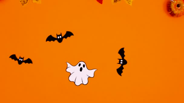 Inquietanti Foglie Autunnali Halloween Fantasmi Pipistrelli Appaiono Sulla Parte Superiore — Video Stock