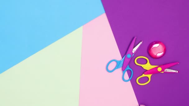 彩色书写工具出现在彩色主题的右边 停止运动 — 图库视频影像