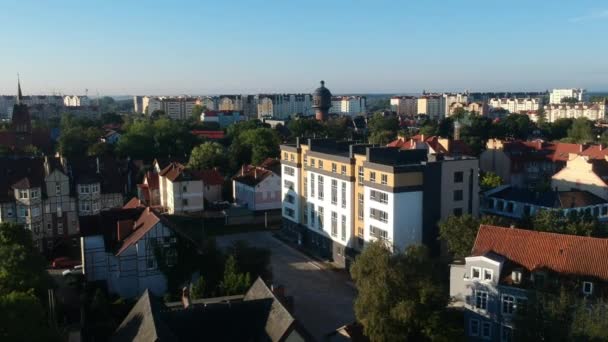 Vista Aérea Cidade Zelenogradsk Nascer Sol Torre Água Vista Drone — Vídeo de Stock