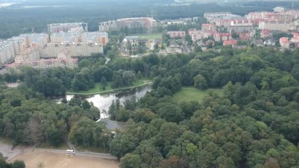 Vista Aérea Lagoa Tortilin Cidade Zelenogradsk Verão Vista Drone Voando — Vídeo de Stock