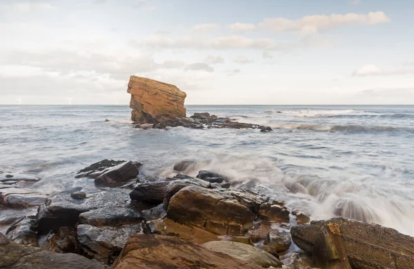 查理花园 科里威尔湾 西顿水闸 诺森伯兰 北海和岩层 — 图库照片
