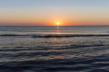 okyanus manzara arka planları için gün batımı ile