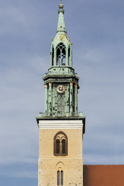세인트 Marienkirche 첨탑 베를린 알렉산더 광장 — 스톡 사진