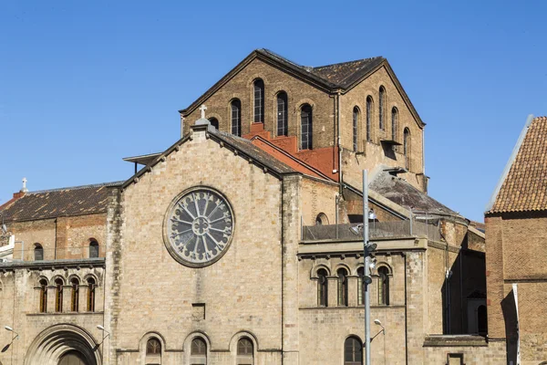 Igreja românica em Barcelona, Espanha — Fotografia de Stock