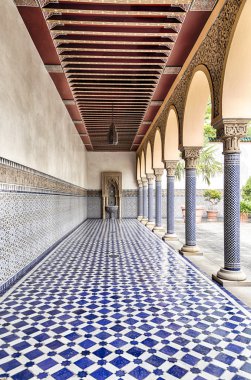 mavi ve beyaz süslemeli süper oryantal arcade