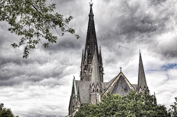 Hdr Aufnahme einer Kirche in Berlin — Stockfoto