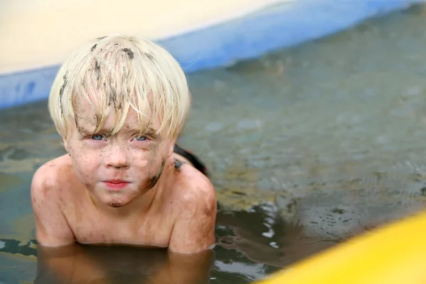 Muddy Toddler Boy Outside in Baby Swimming Pool — Stock Photo, Image