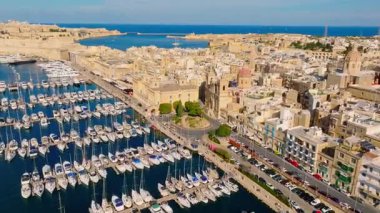 Kırsal tarım alanlarının insansız hava aracı görüşü. Malta adası