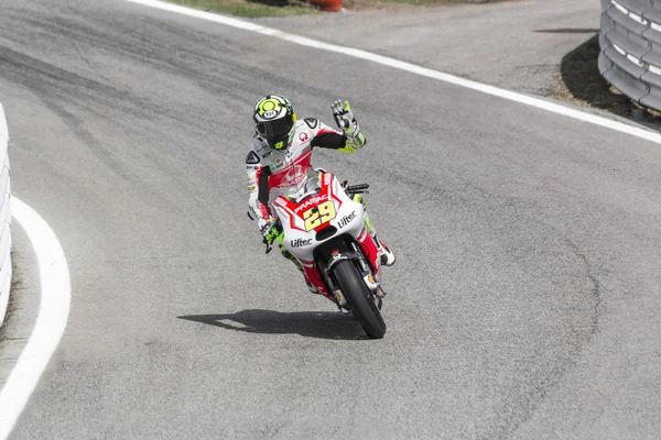 Andrea Iannone de Ducati Pramac team racing Imágenes de stock libres de derechos