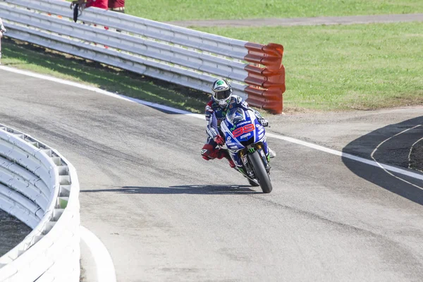 Jorge Lorenzo de Yamaha Factory team racing —  Fotos de Stock