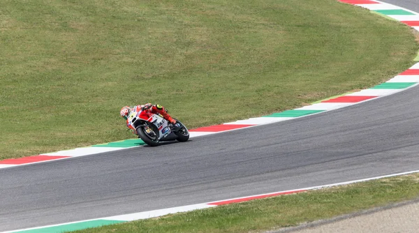 Andrea Iannone on Official Ducati MotoGP — Stock Photo, Image