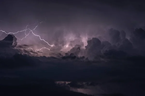 Scene of an aggressive night lightning storm — Stock Photo, Image