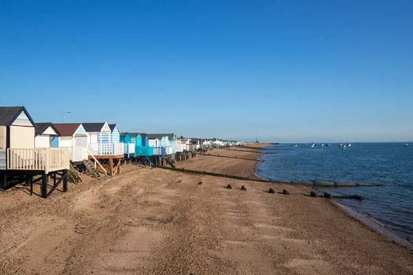 Thorpe Bay Beach Essex Angleterre Contre Ciel Bleu — Photo