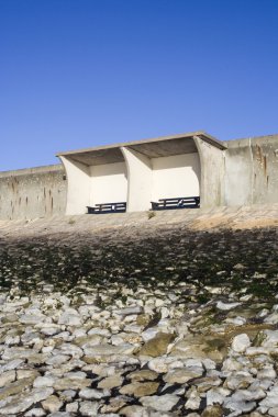 Deniz kenarındaki sete, Canvey Adası, Essex, İngiltere'nin barınak