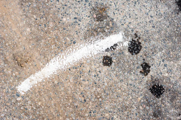 Old Asphalt Road White Line Oil Stains City — Stock Photo, Image