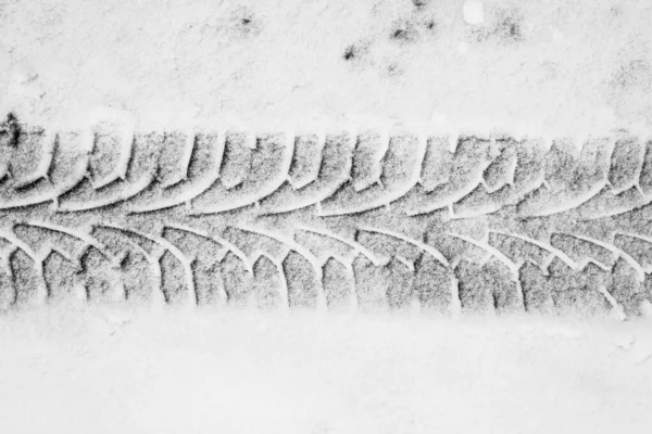 Ίχνη Από Λάστιχα Αυτοκινήτου Στο Χιόνι Κλείσιμο Προβολής Από Ψηλά — Φωτογραφία Αρχείου