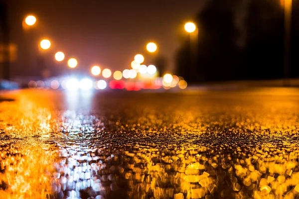 Notte Nebbiosa Nella Grande Città Luci Auto Avvicinamento — Foto Stock