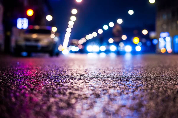 Noche Lluviosa Centro Comercial Estacionamiento Filas Coches Estacionados — Foto de Stock