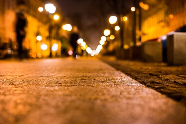 Alley Nella Città Notte Gente Sulla Strada Lanterne Accese — Foto Stock