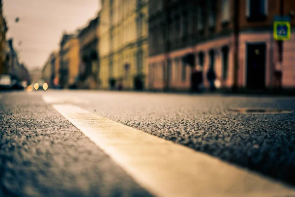 Giorno Pioggia Nella Grande Città Auto Gialla Bivio — Foto Stock