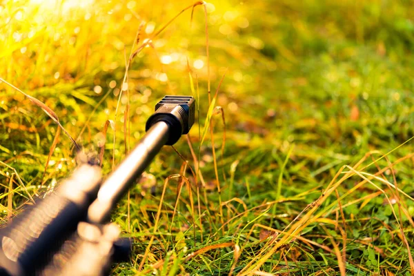 Aiming Rifle Autumn Grass Covered Morning Dew — Stock Photo, Image
