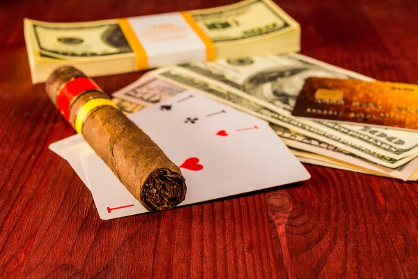 Cuban Cigar Playing Cards Money Payment Card — Stock Photo, Image