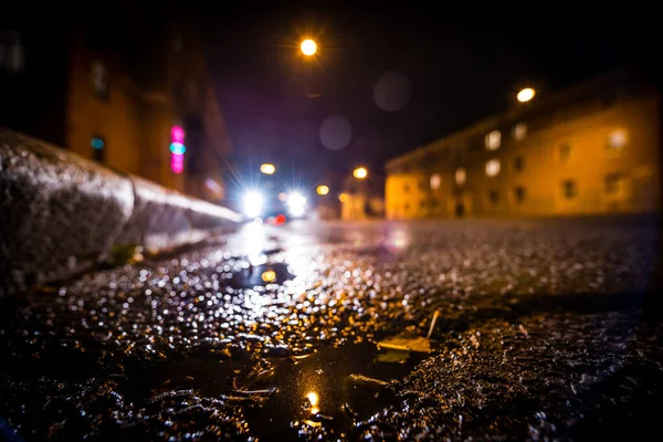 Verregnete Herbstnacht Der Stadt Die Leuchtenden Lichter Der Annäherung — Stockfoto