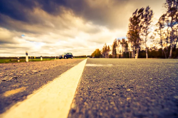 Herfst Landweg Lichten Van Parkeerauto Uitzicht — Stockfoto